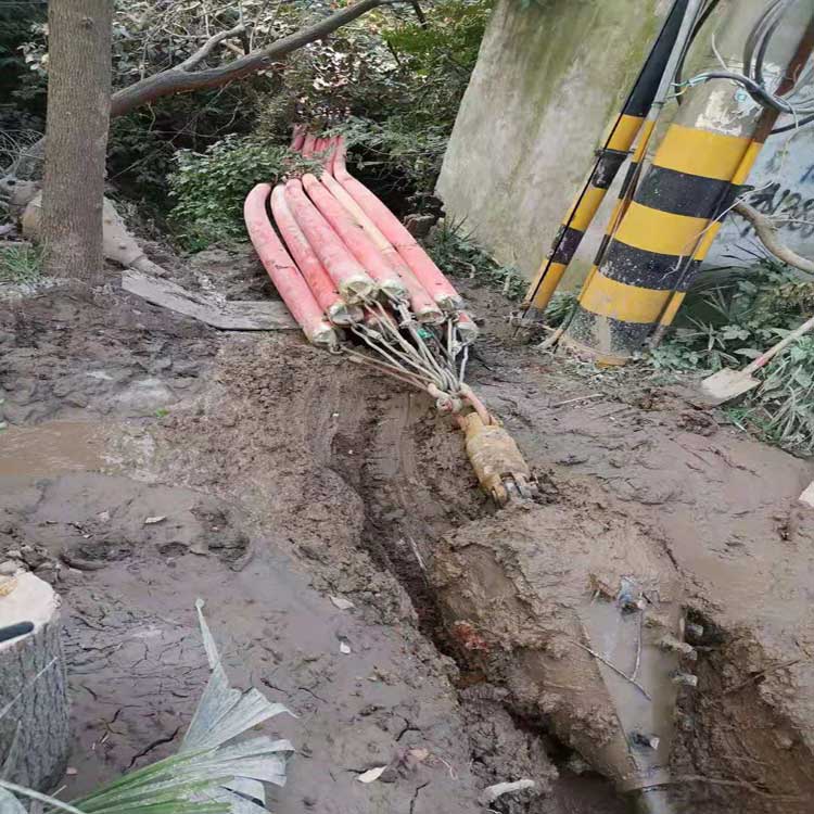 马鞍山铁矿拖拉管